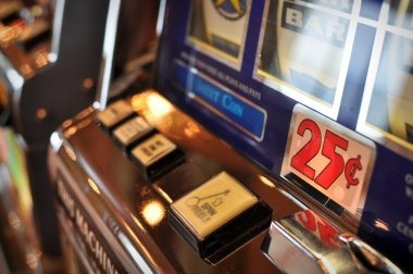 Sic Bo betting interface showing payout odds and dice result display